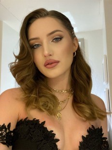 Фото проститутки Юля №1 в городе Омск