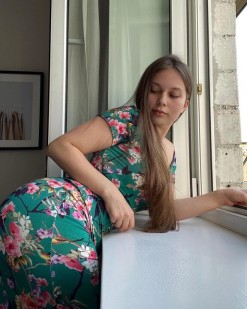 Фото проститутки Вика №1 в городе Омск